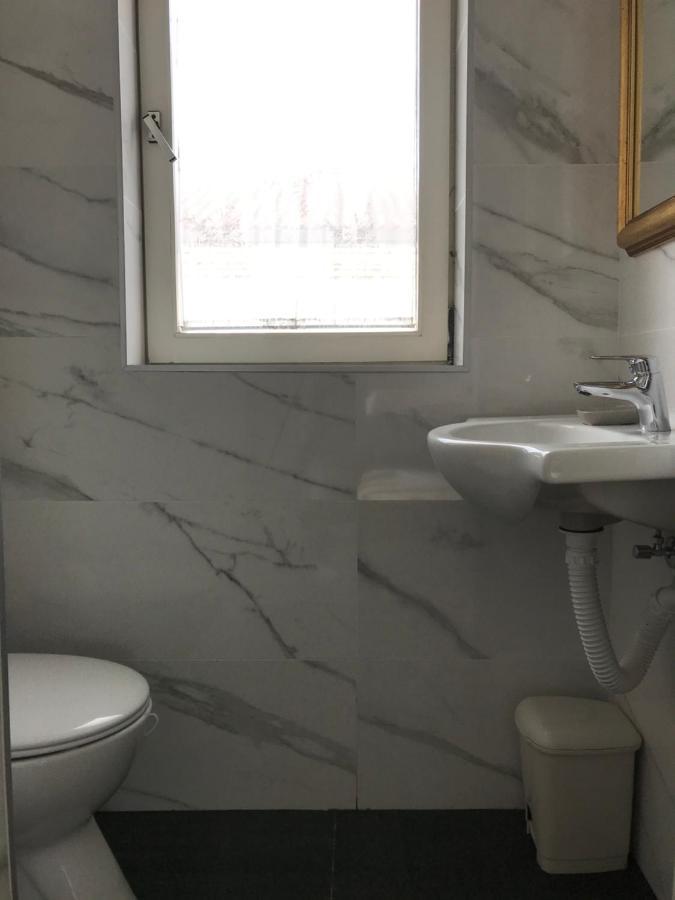 Apartment Aquamarin, Blizu Mora S Pogledom Na More, Za Do 6 Osoba Malinska Kültér fotó